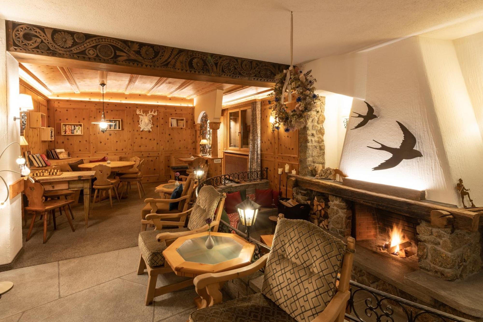 Hotel Chesa Randolina Силс Мария Екстериор снимка